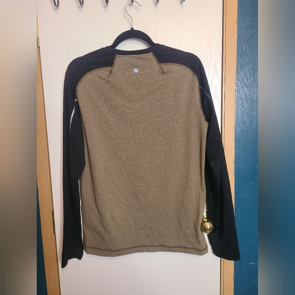 516 lululemon Men's Black and Brown Long Sleeve Shirt - Picture 2 of 2